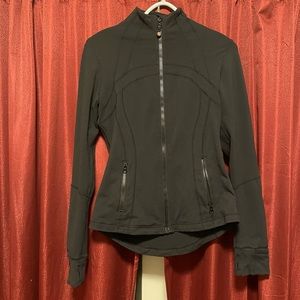 Lululemon define jacket size 8
